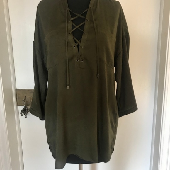 Guess lace up blouse - Picture 2 of 7